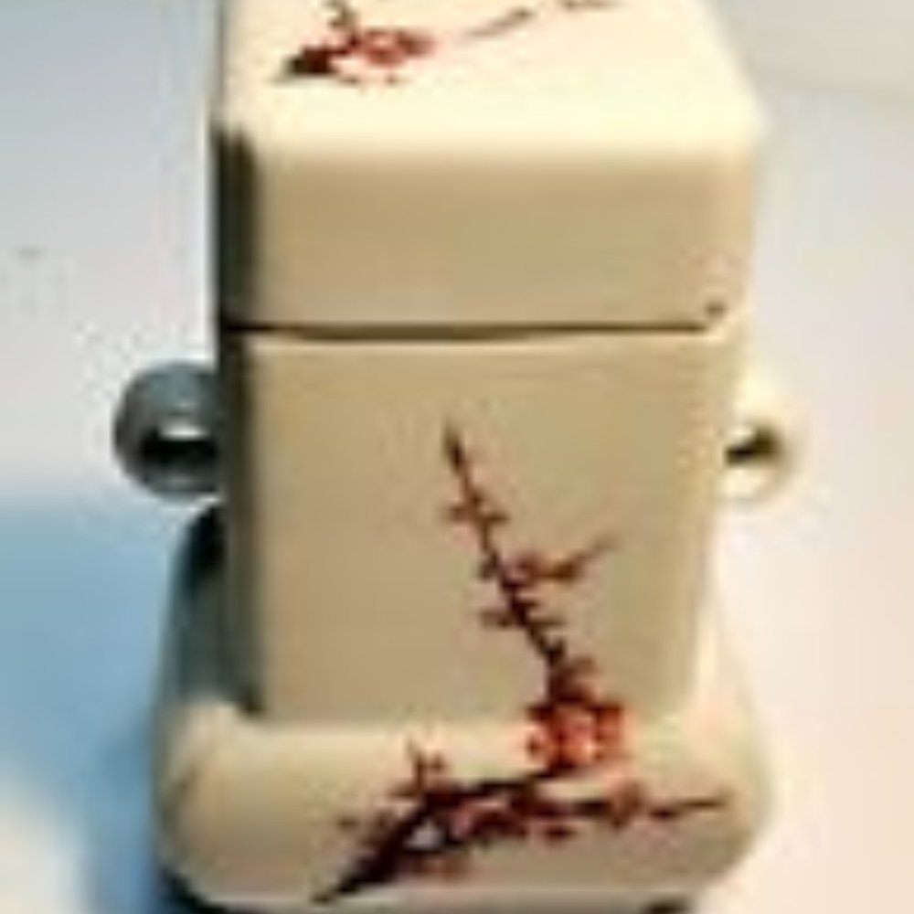 Vintage Hand Painted Ginger jar with lid.